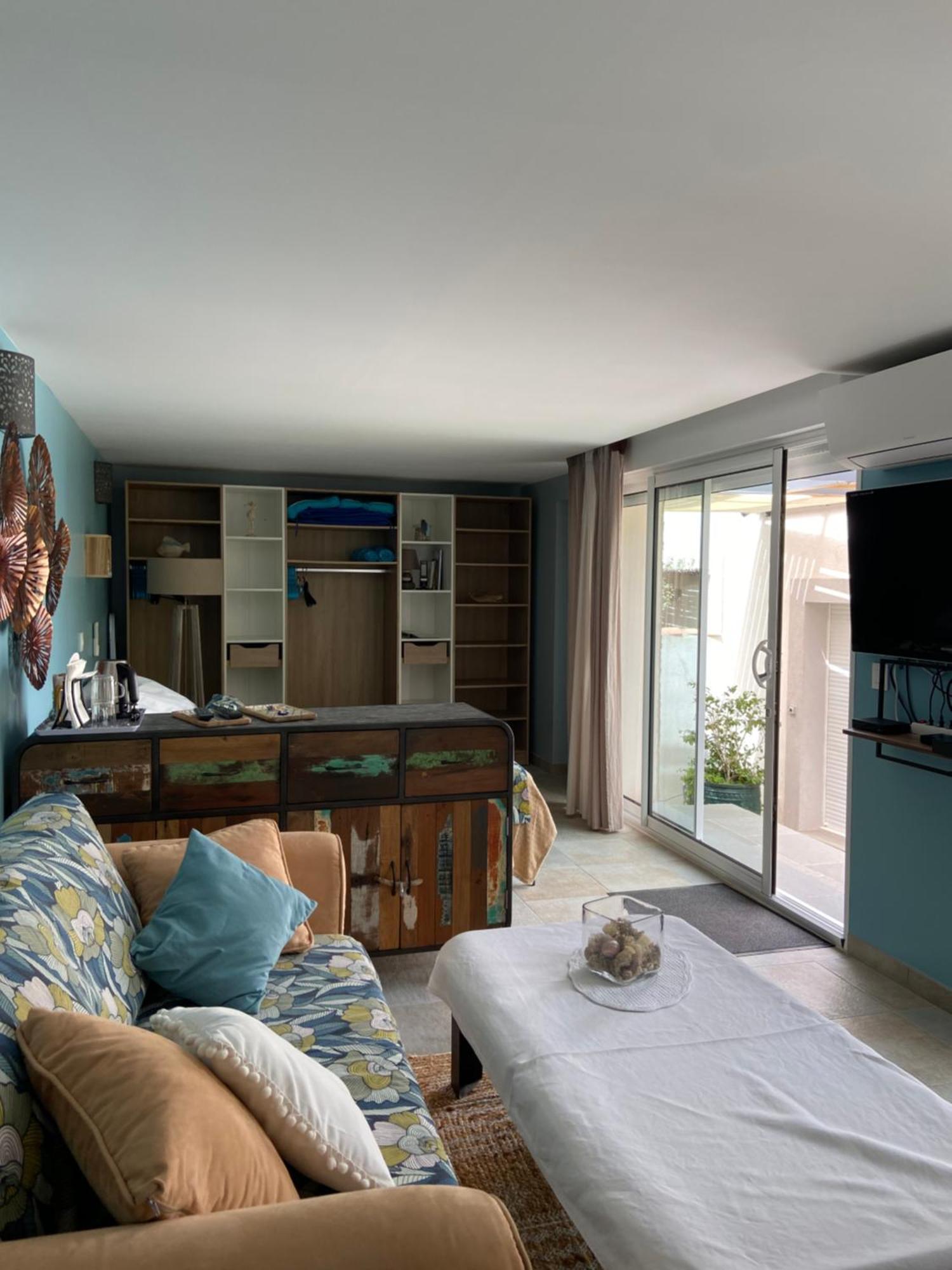 Les Terrasses Des Anthenors Bed & Breakfast Ensues-la-Redonne Luaran gambar